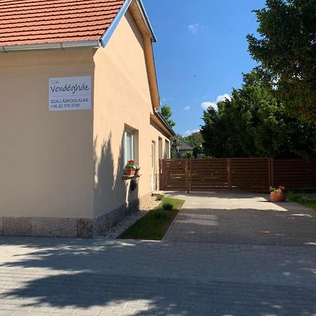 Ica Vendeghaz Διαμέρισμα Sutto Εξωτερικό φωτογραφία